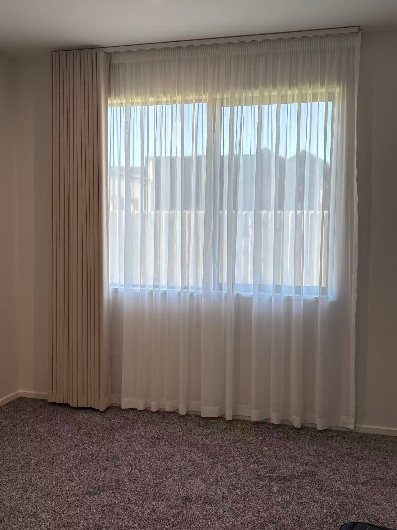 V4 Curtains — gallery image 3